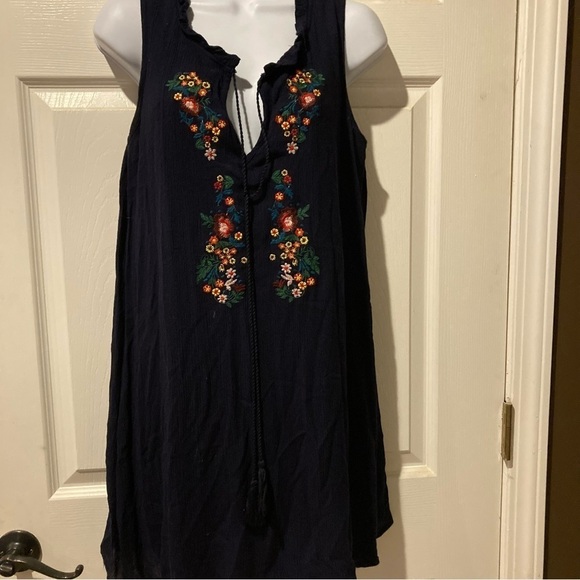 Ladies Speechless Navy Sleeveless Embroidered Dress - Picture 1 of 5